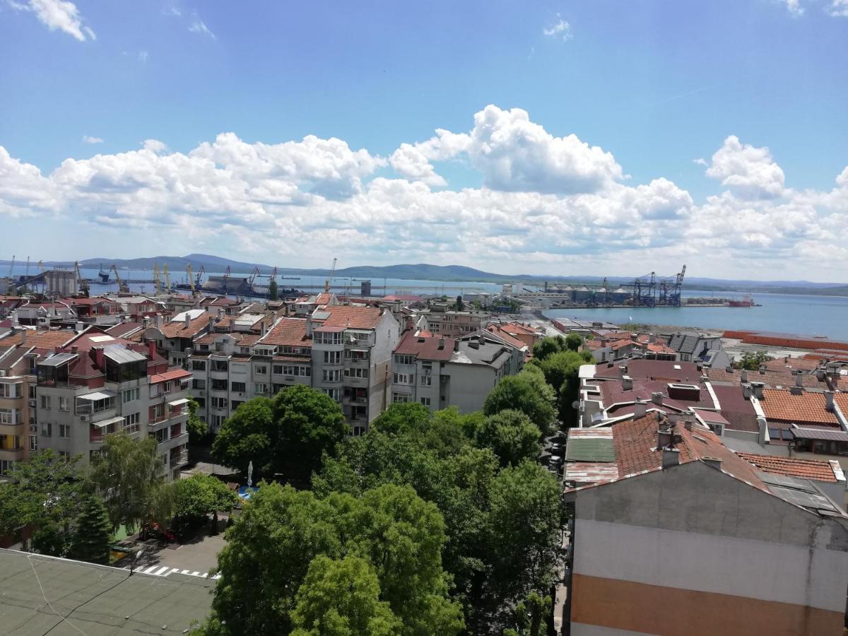 Апартамент За Гости Во1 Burgas Esterno foto